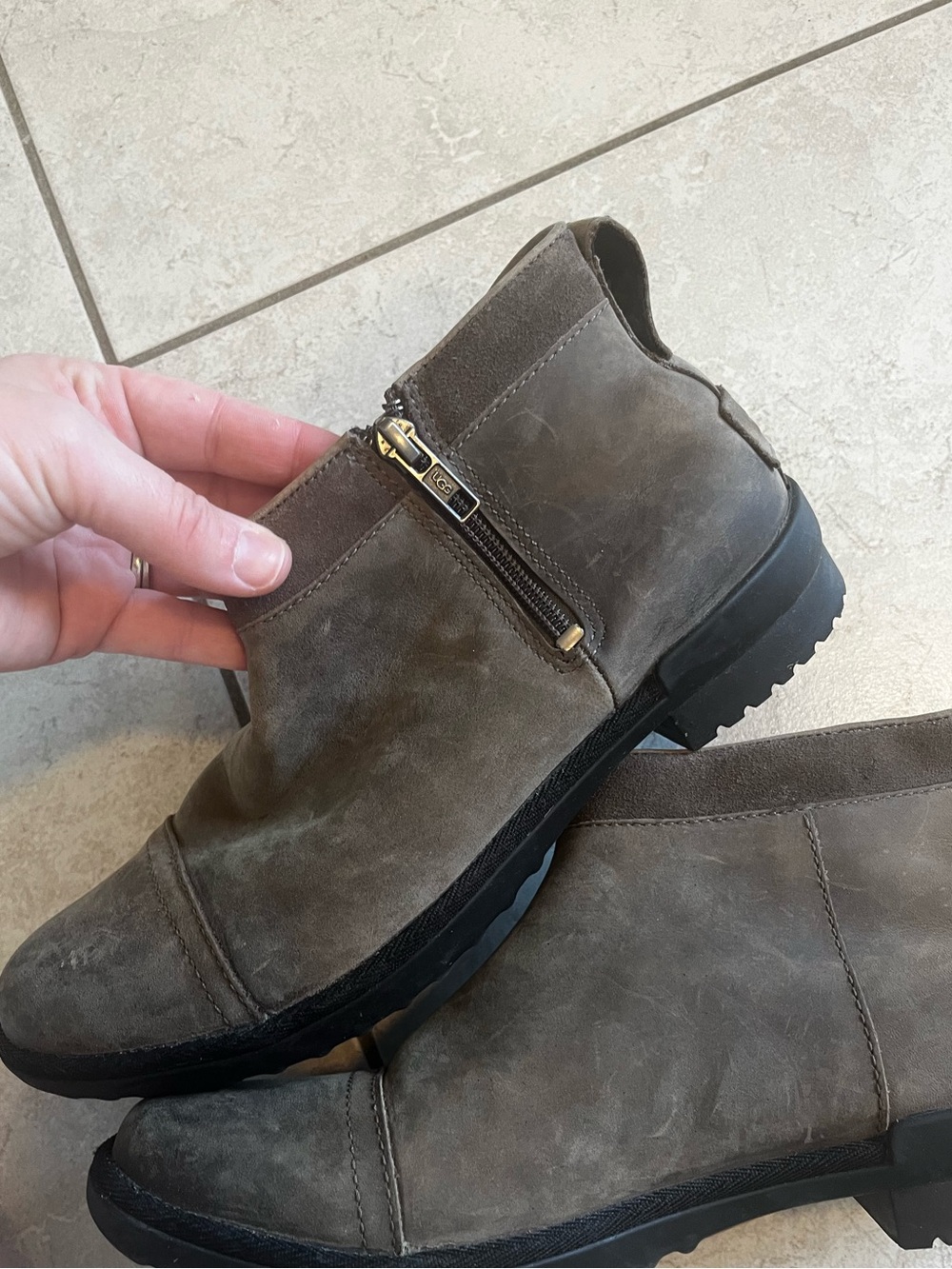 Women’s Brown Suede Ankle Boots - Classic Zip Closure Ugg - Picture 6 of 6
